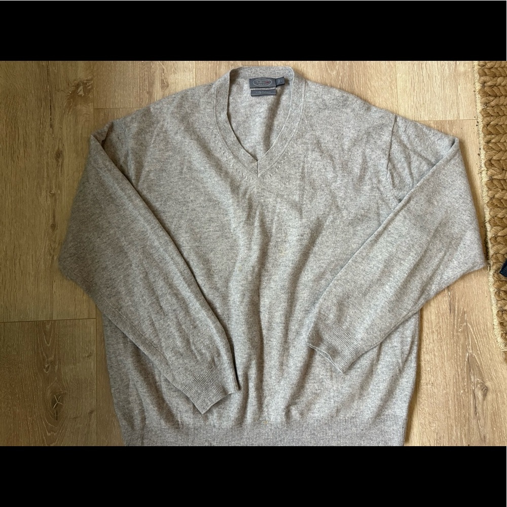 Excellent men’s Heather gray Talbots V-neck 100% to apply Cashmere size large